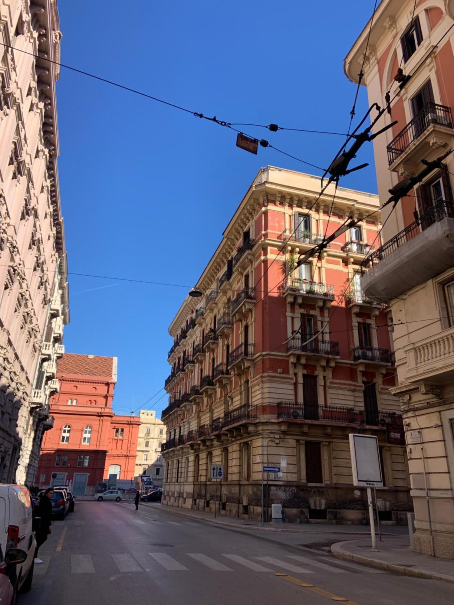 Bari Downtown Luxury Apartment Exterior photo